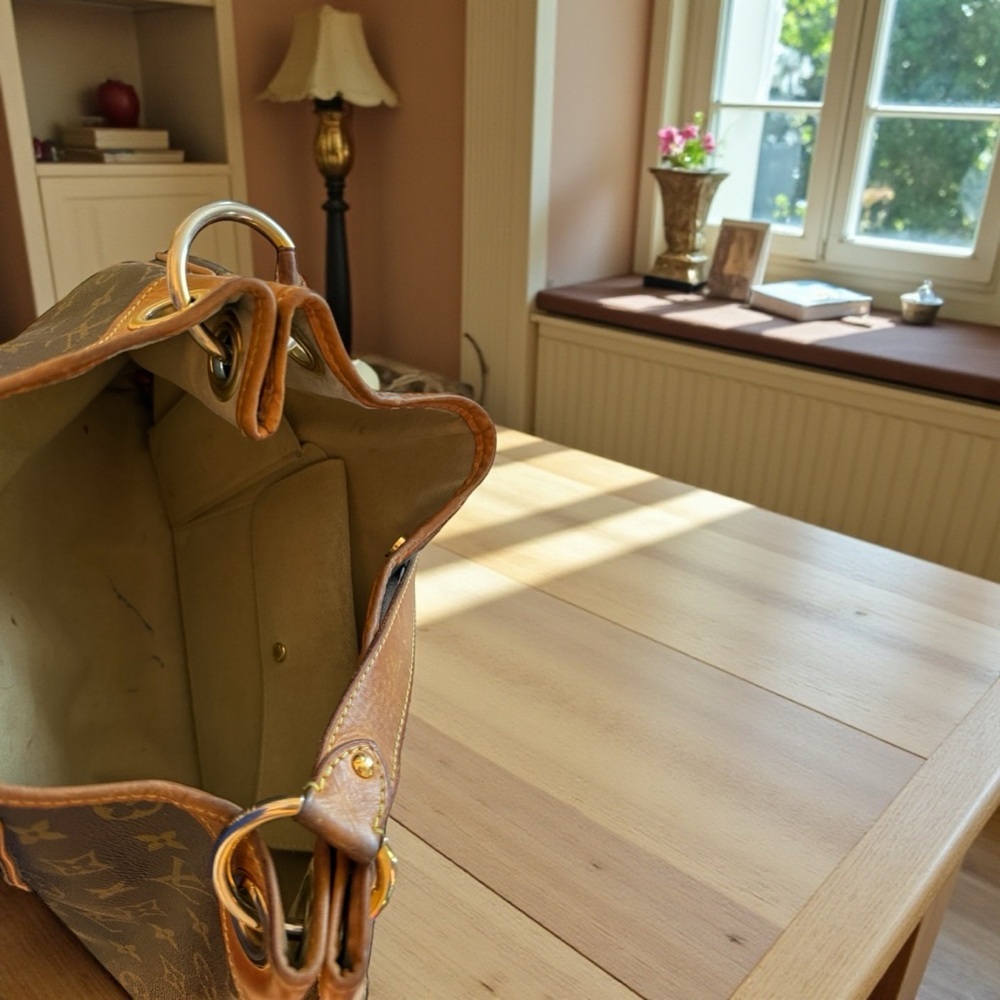 Louis Vuitton Monogram Brown and Tan Shoulder Bag - Picture 7 of 7
